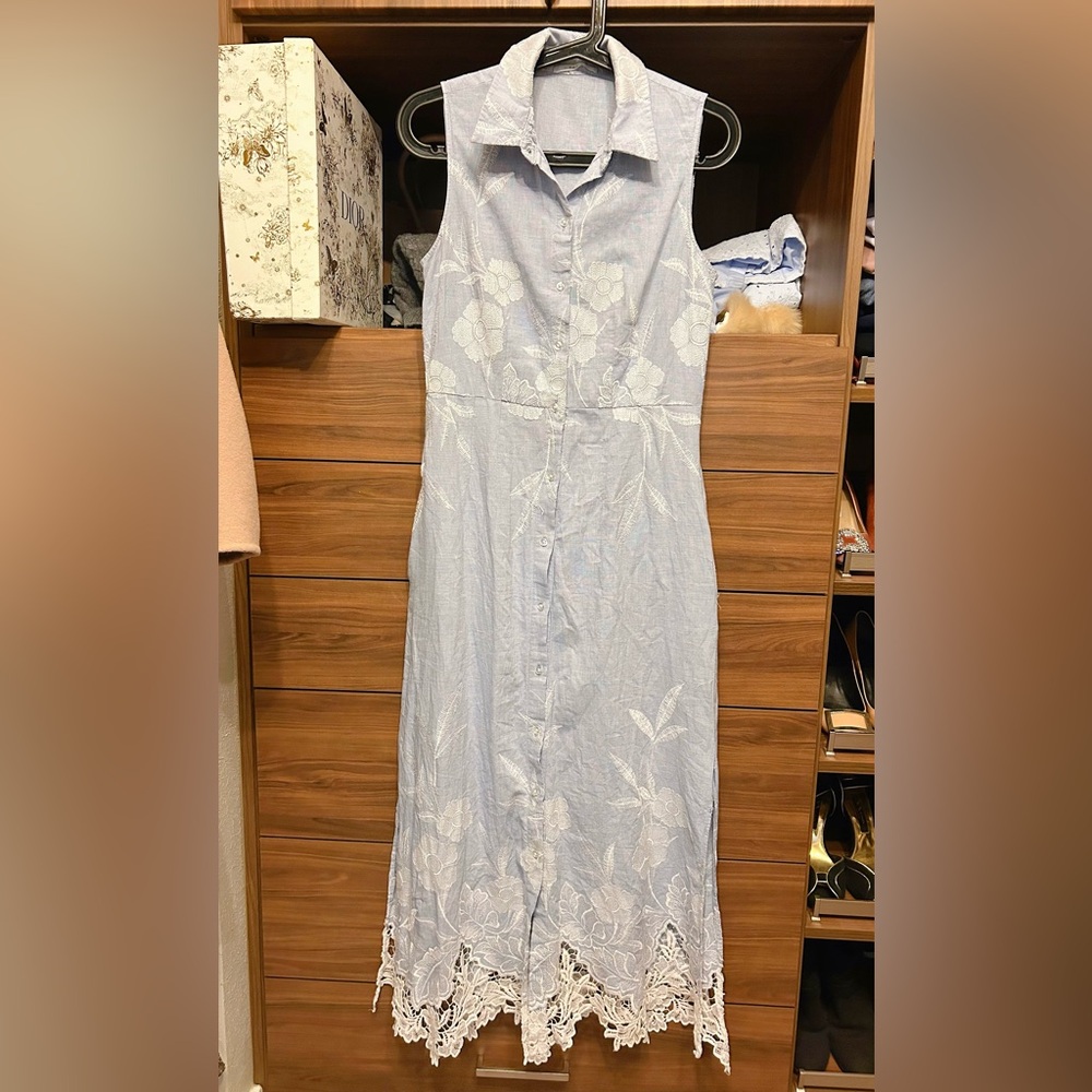 T Tahari Sleeveless Light Blue Floral  Embroidered Eyelet shirt Dress in 2